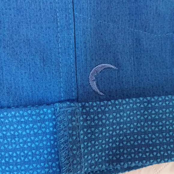 ZYIA Active Outdoor Blue Shorts | EUC | High Rise | Stretch | Belted - Picture 13 of 15